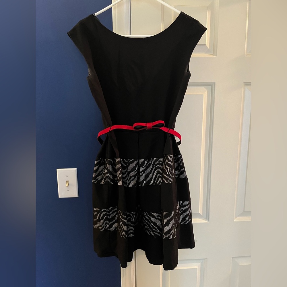 Elegant Black and Red Dress